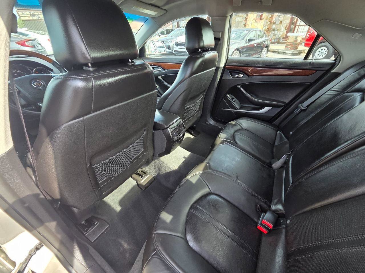 Used 2010 Cadillac CTS Luxury image 13