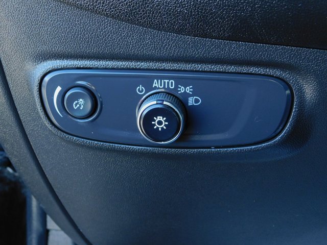 Used 2024 Chevrolet Equinox RS w/ RS Leather Package image 34