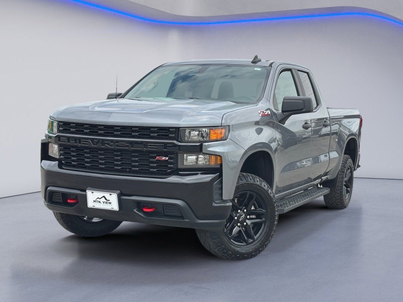 Used 2020 Chevrolet Silverado 1500 Custom Trail Boss w/ Custom Convenience Package image 2