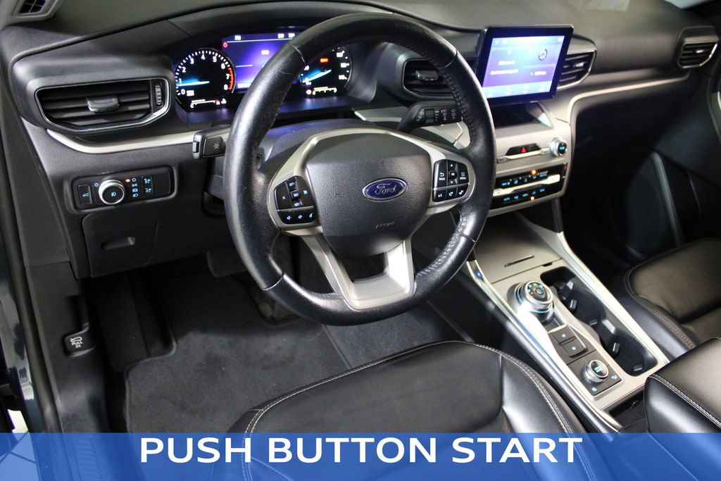 Certified 2022 Ford Explorer XLT w/ Equipment Group 202A image 17