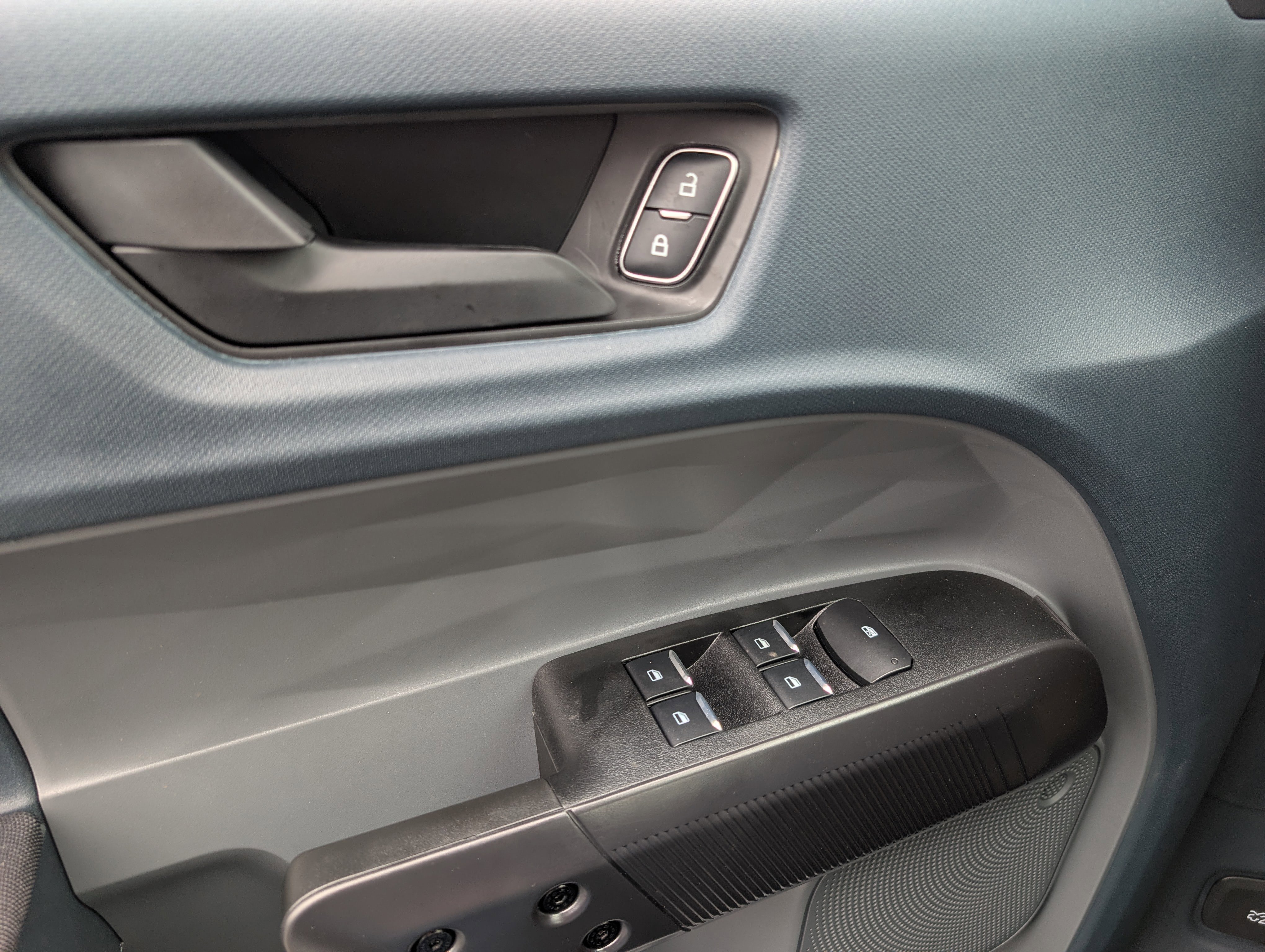 New 2025 Ford Maverick XL w/ Equipment Group 102A image 14