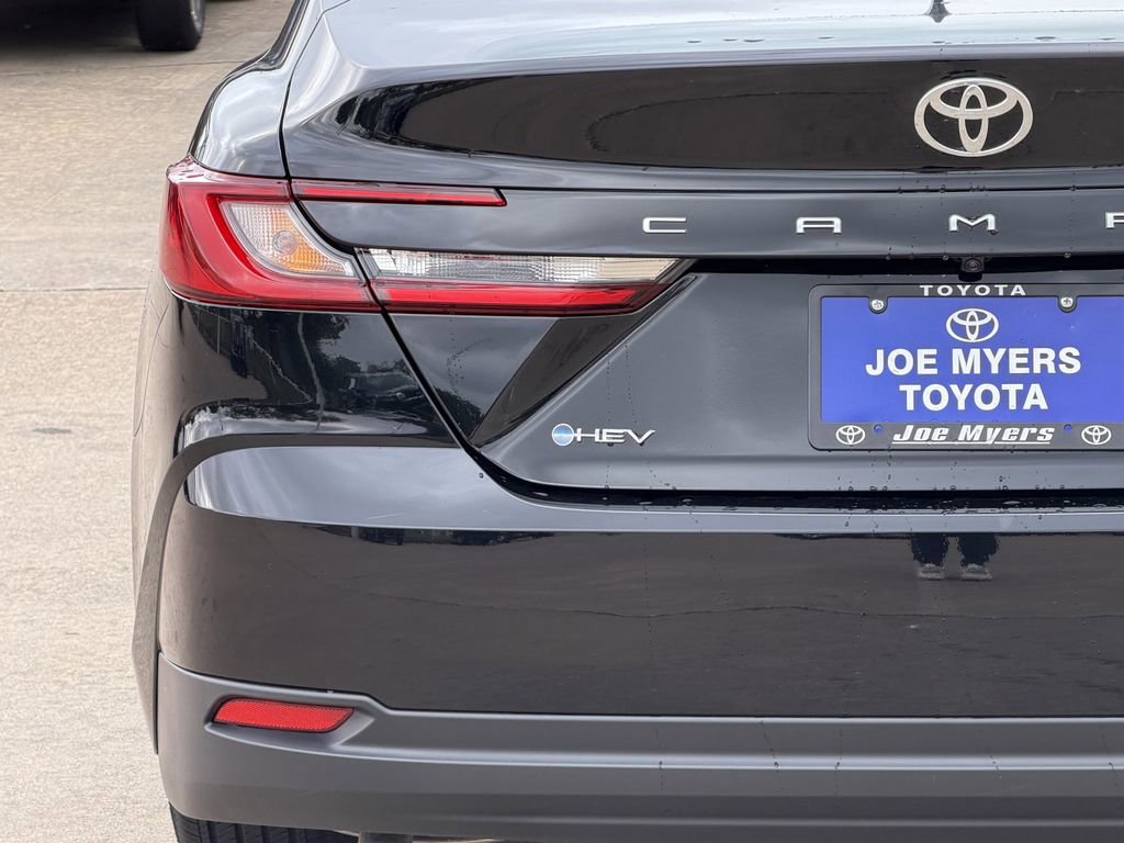 Used 2026 Toyota Camry LE FWD image 10