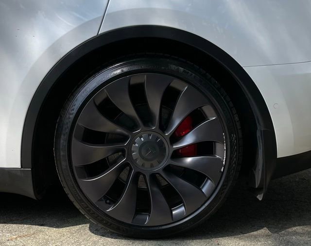 Used 2021 Tesla Model Y Performance image 6