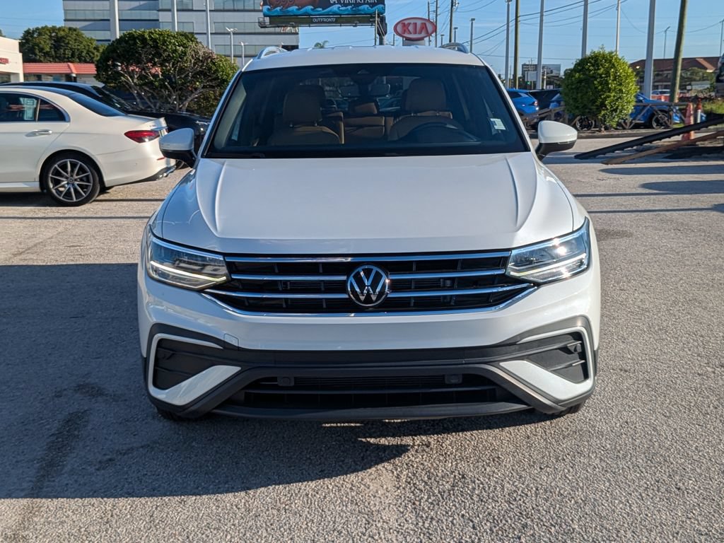 Used 2023 Volkswagen Tiguan SE FWD image 6