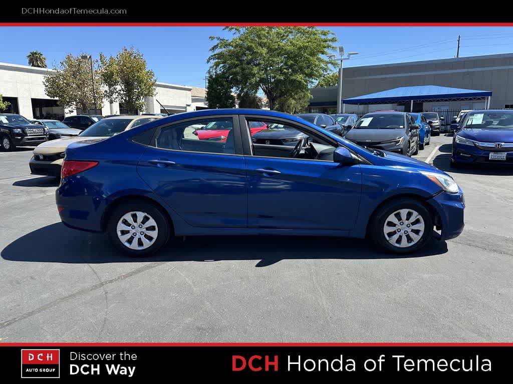 Used 2016 Hyundai Accent SE FWD image 5