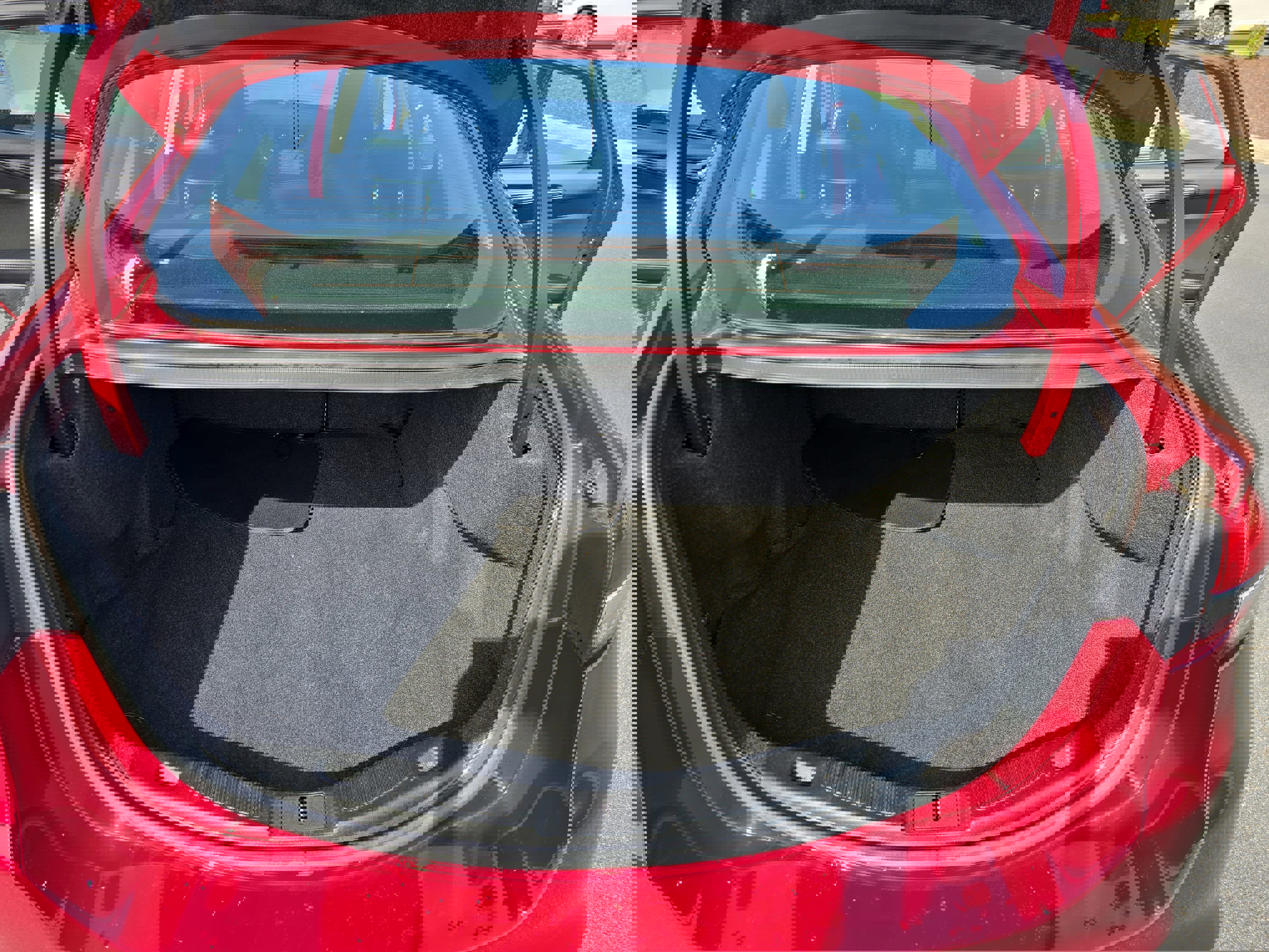 Used 2018 Ford Fusion SE w/ Equipment Group 201A image 12