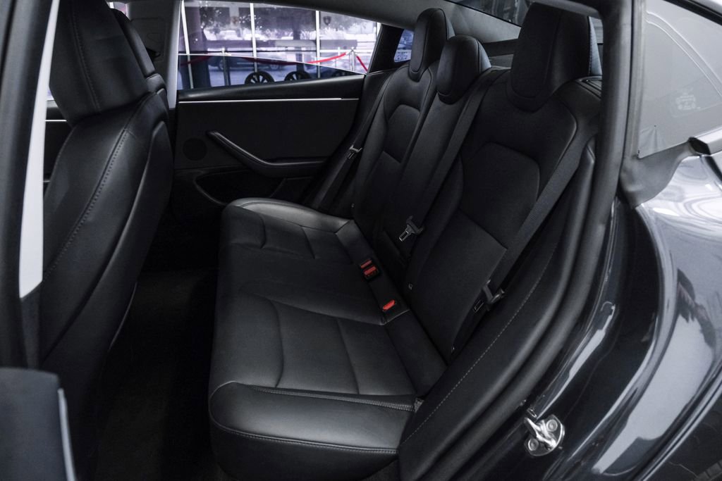 Used 2024 Tesla Model 3 Standard Range RWD image 40