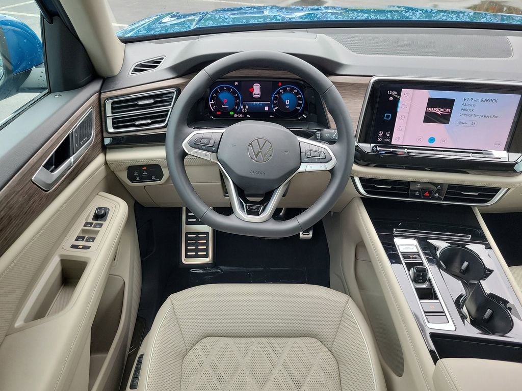 New 2026 Volkswagen Atlas SEL Premium R-Line image 18