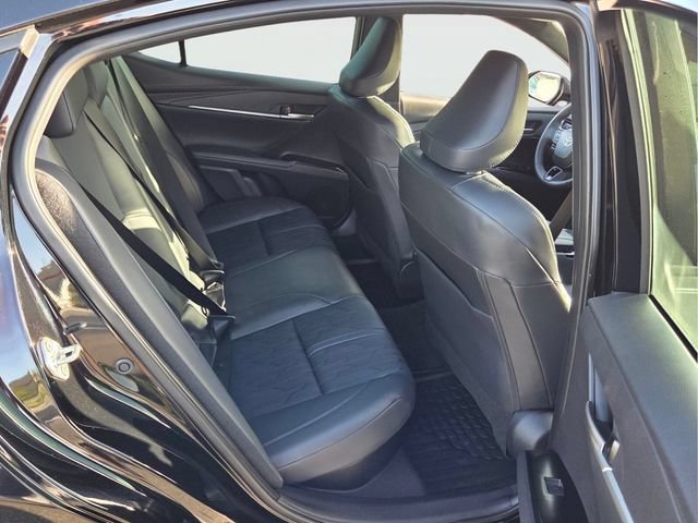 Used 2025 Toyota Camry XSE FWD image 18