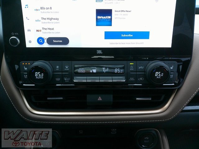 Used 2024 Toyota Grand Highlander AWD Hybrid image 18