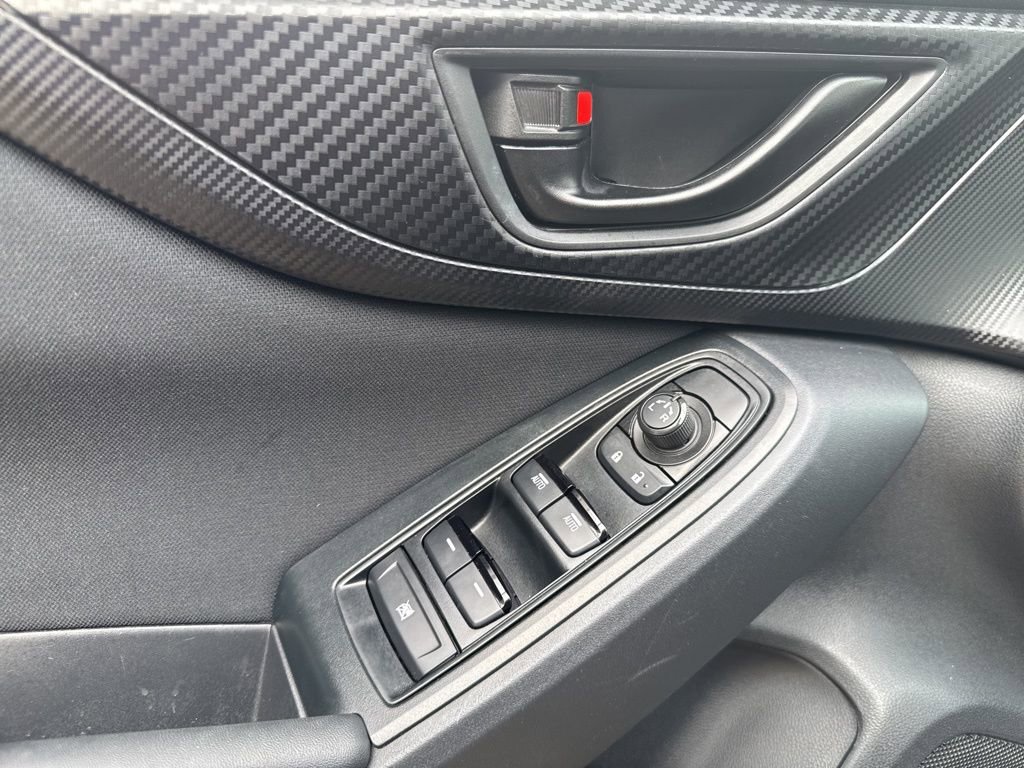 Used 2023 Subaru Crosstrek 2.0i image 13