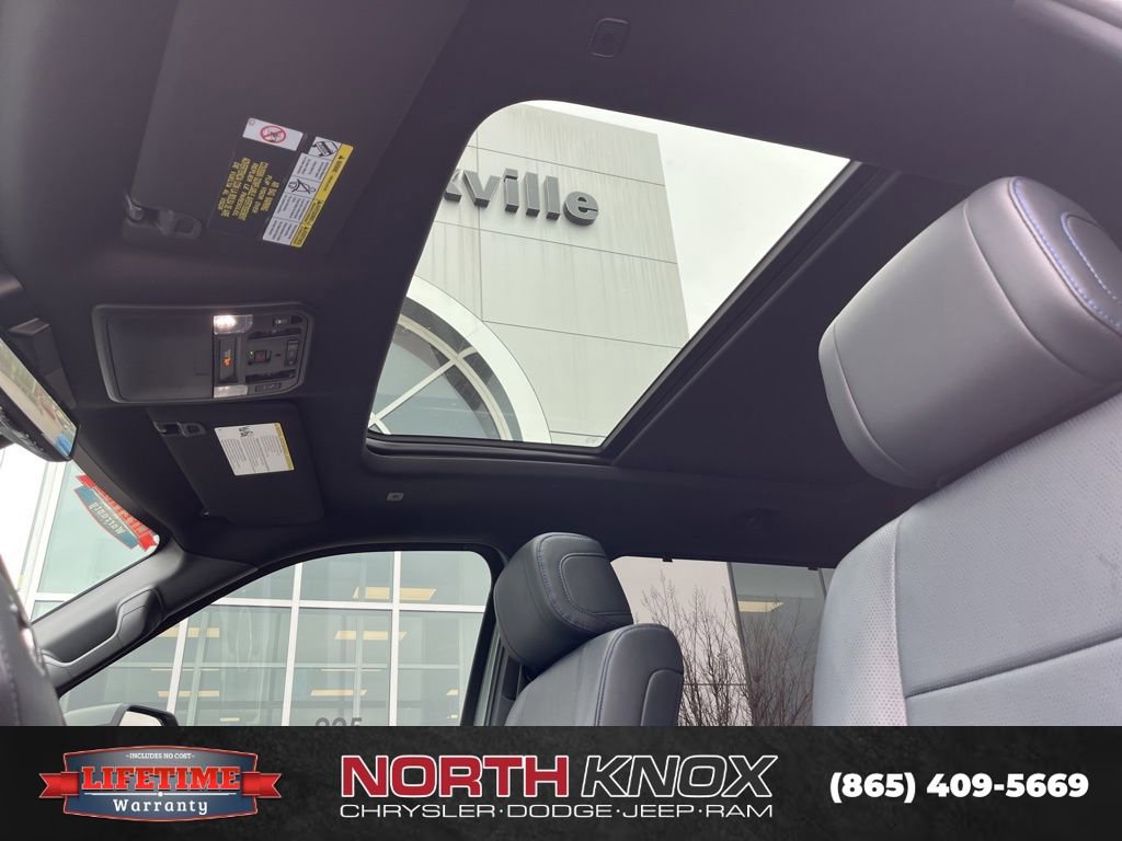 Used 2025 Toyota Tundra Platinum image 12