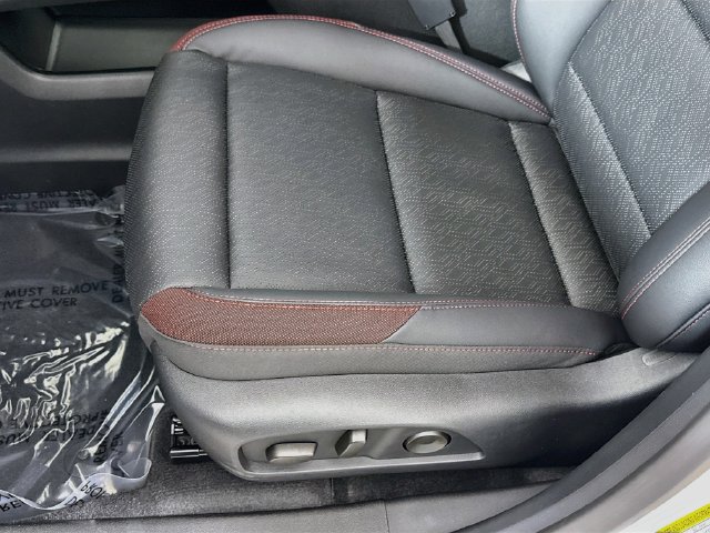 New 2027 Chevrolet Equinox RS w/ Convenience Package III FWD image 20
