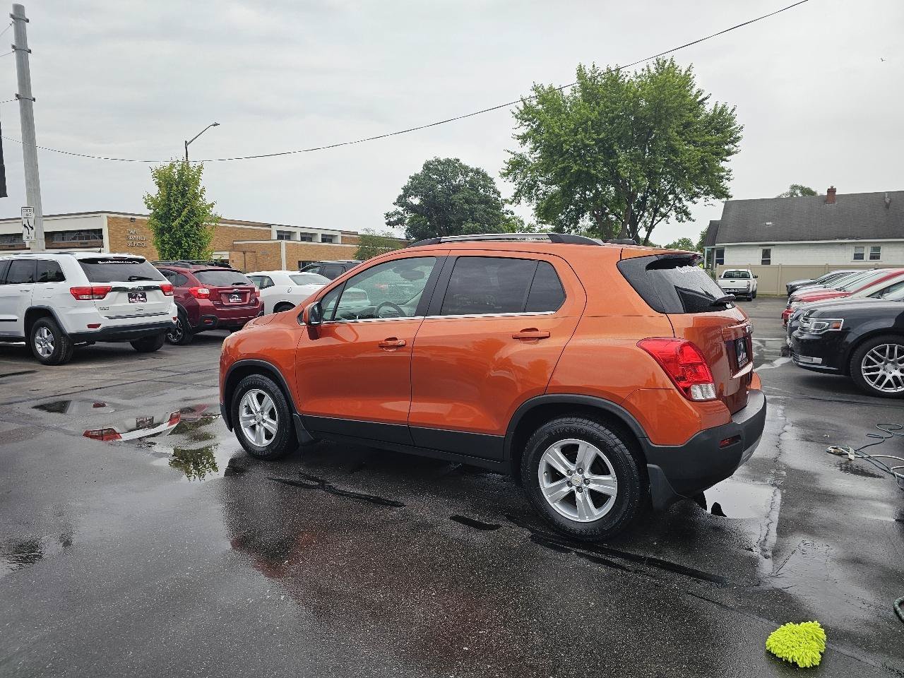 Used 2015 Chevrolet Trax LT w/ LT Sun and Sound Package FWD image 7