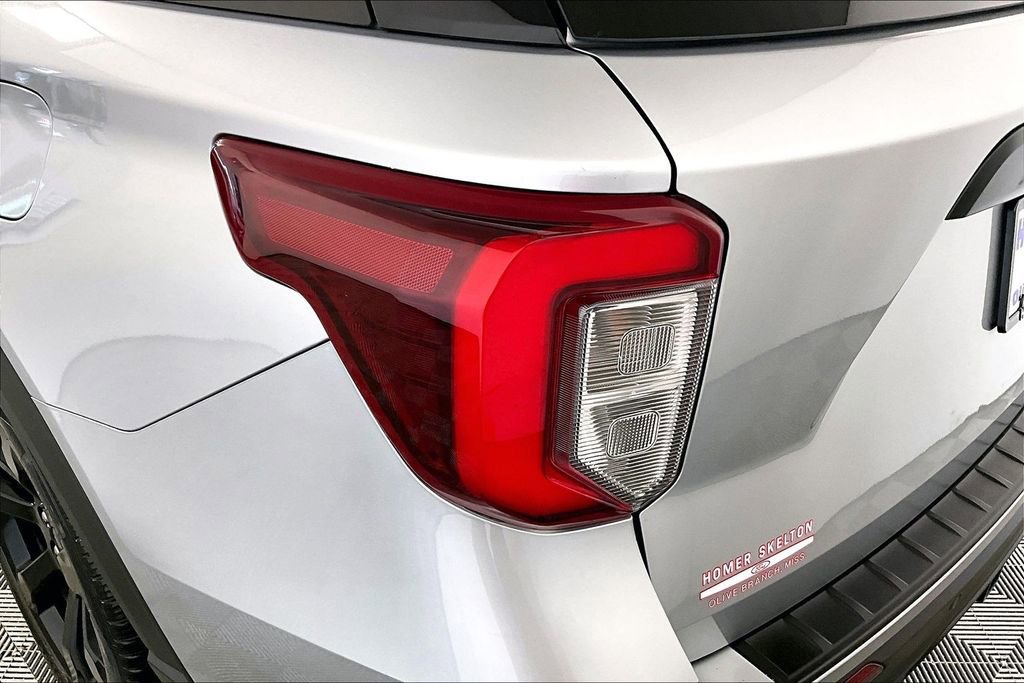 Used 2020 Ford Explorer ST w/ ST Street Pack image 29