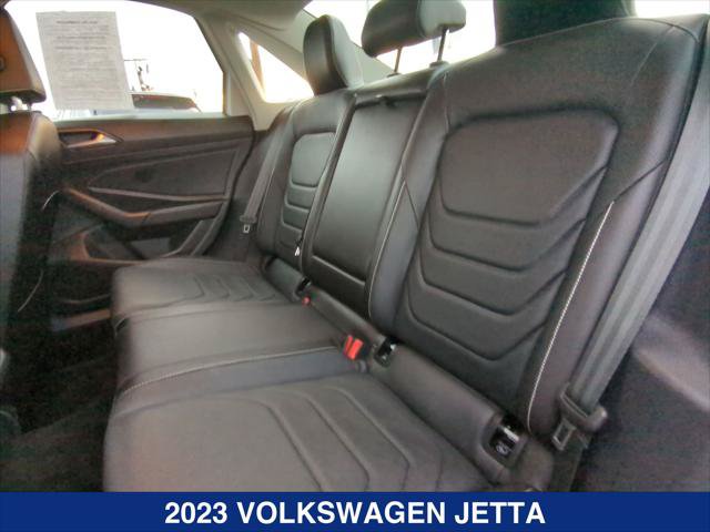 Certified 2023 Volkswagen Jetta SEL FWD image 21