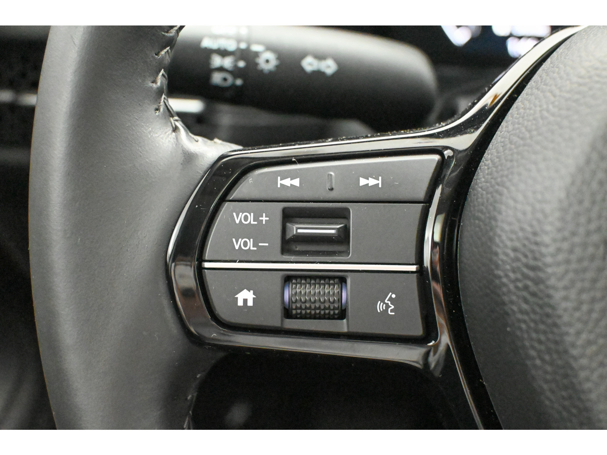 Used 2024 Honda HR-V EX-L image 36