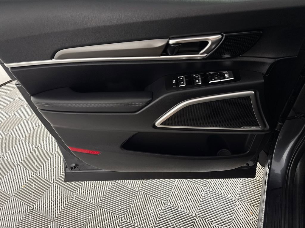 Used 2023 Kia Telluride S FWD image 10