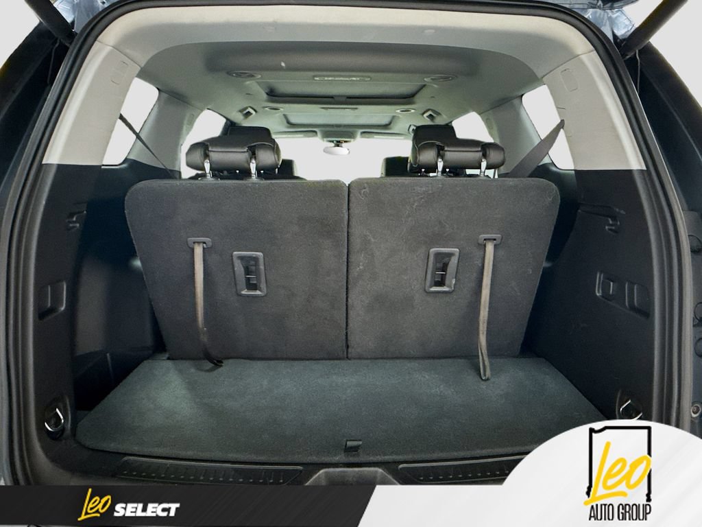 Used 2019 GMC Acadia SLT w/ LPO, Floor Liner Package FWD image 30