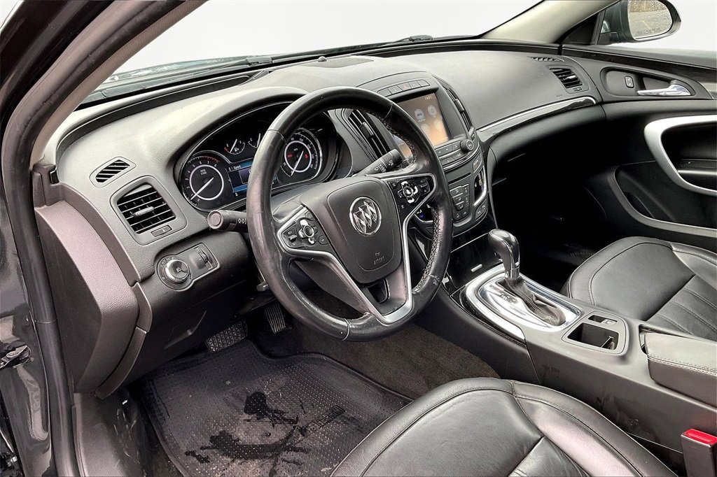 Used 2017 Buick Regal Premium image 19