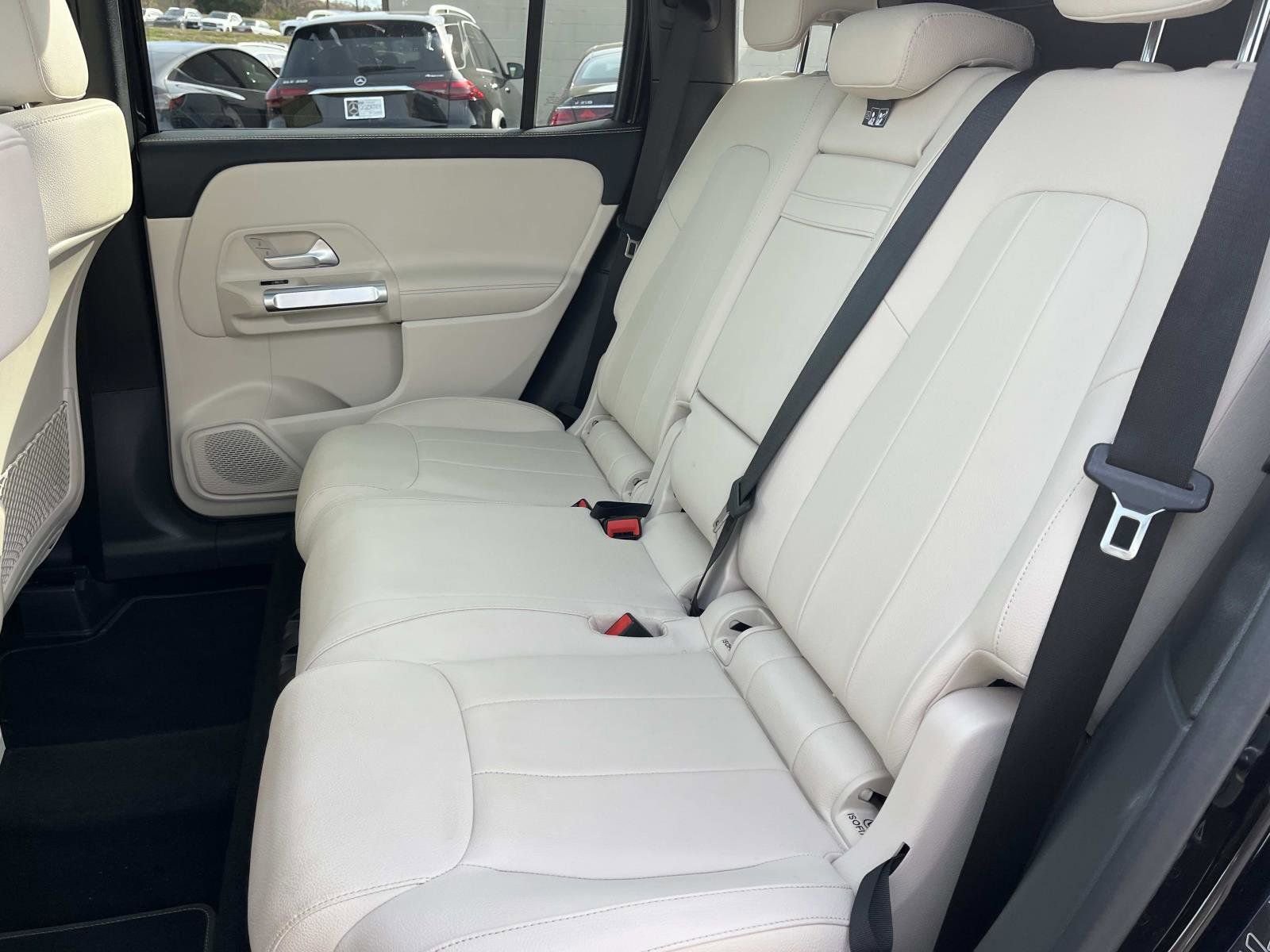 Certified 2025 Mercedes-Benz GLB 250 image 17