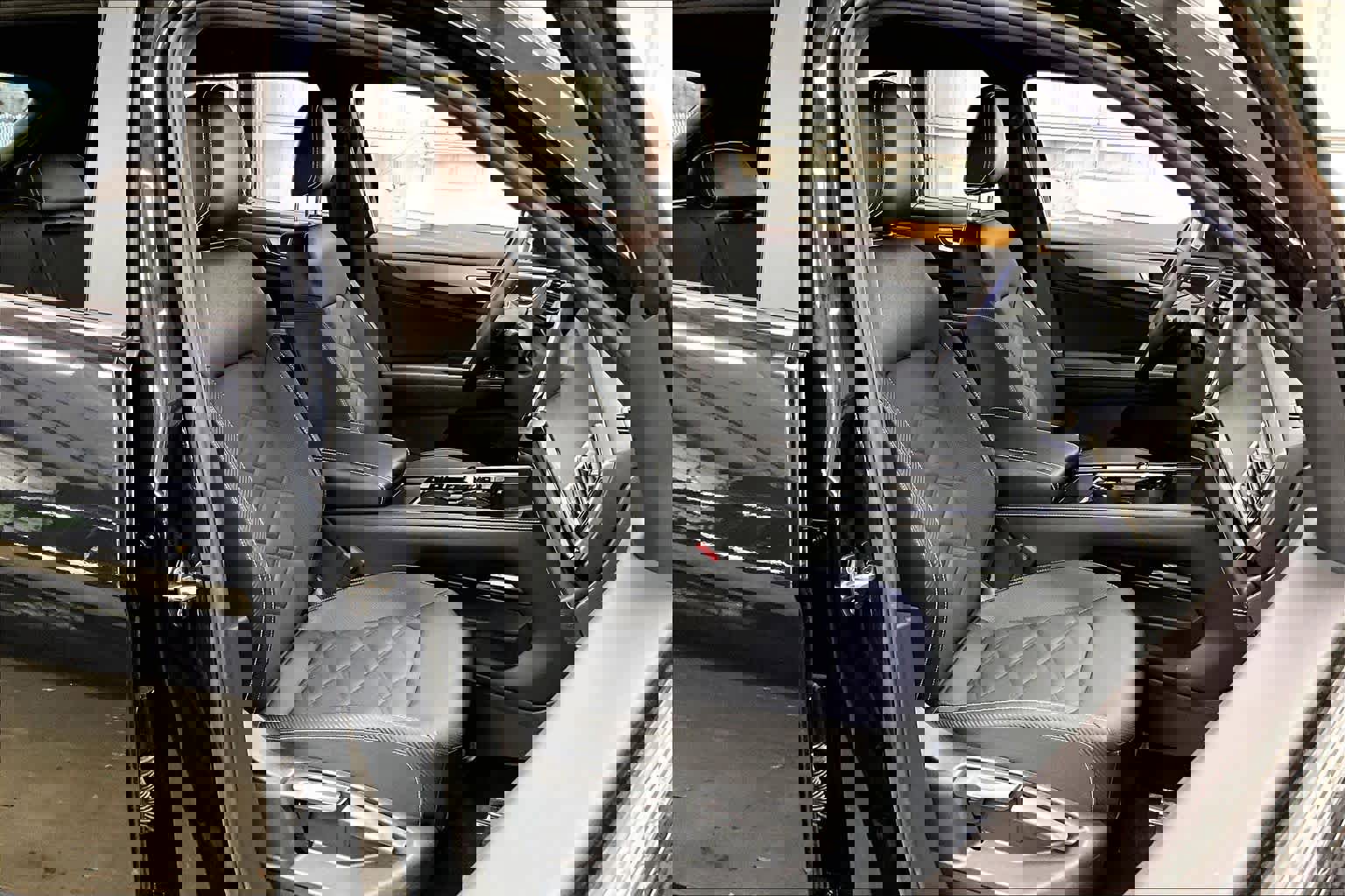 Used 2024 Volkswagen Atlas Cross Sport SE image 10