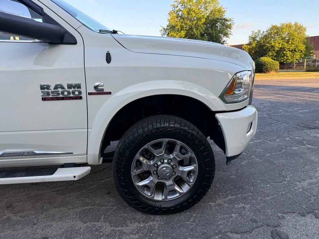 Used 2018 RAM 3500 Laramie Longhorn AWD/4WD image 17
