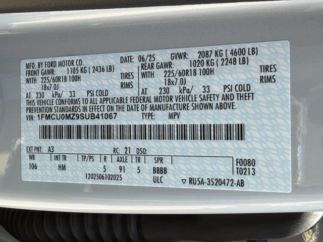 Used 2025 Ford Escape ST-Line w/ Equipment Group 301A FWD image 28