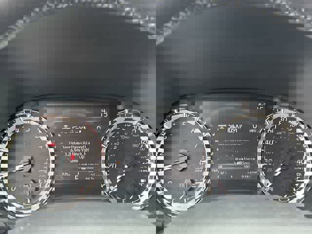 Used 2023 Toyota Highlander XLE image 7