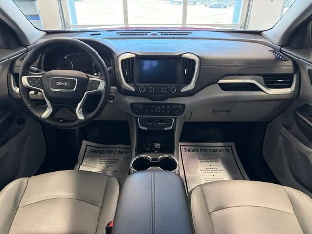 Used 2024 GMC Terrain SLT AWD/4WD image 18