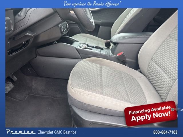 Used 2020 Ford Escape SE image 13