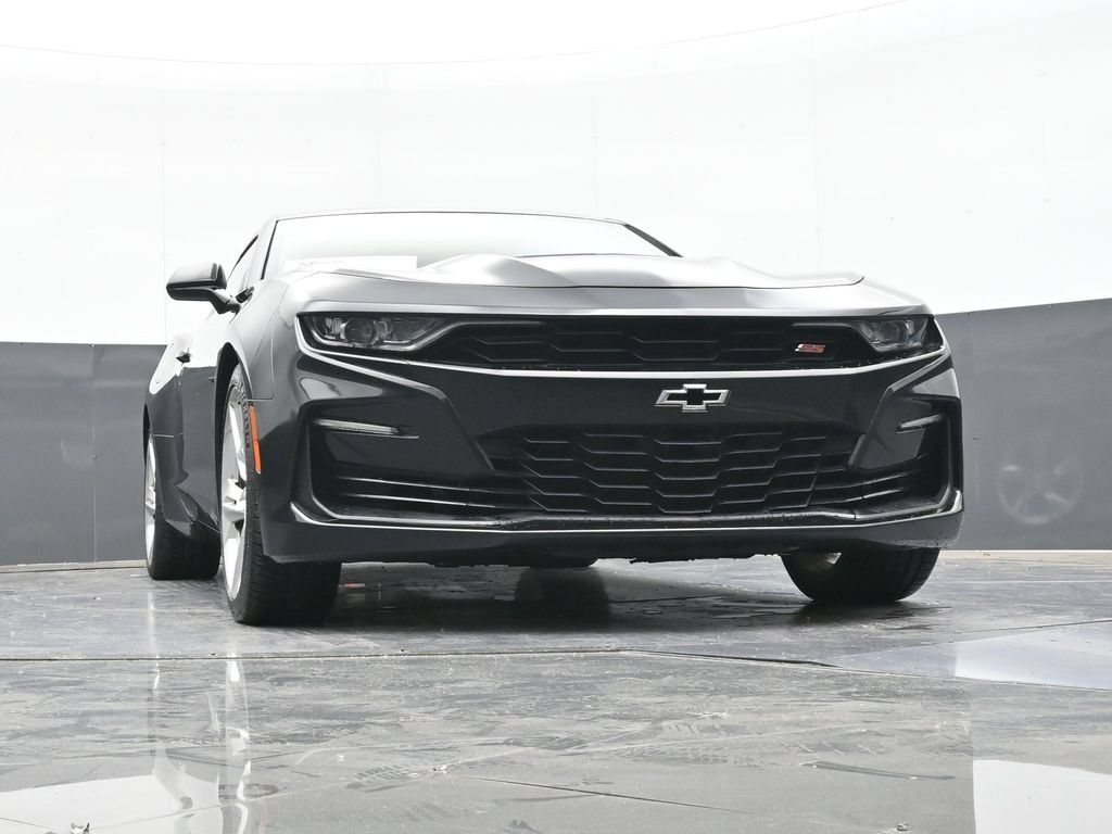 Used 2019 Chevrolet Camaro SS RWD image 39