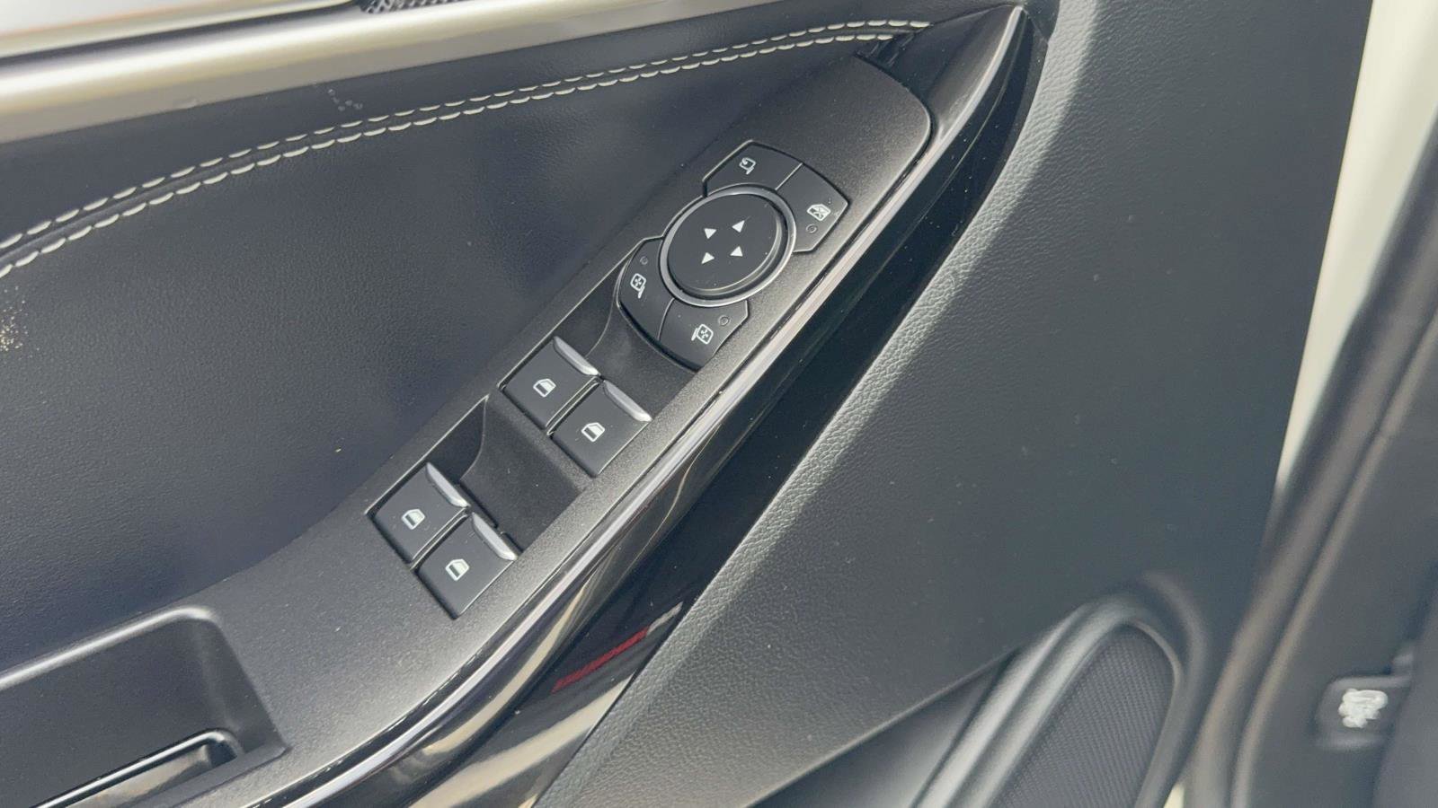 Certified 2022 Ford Explorer ST w/ ST Street Pack image 15