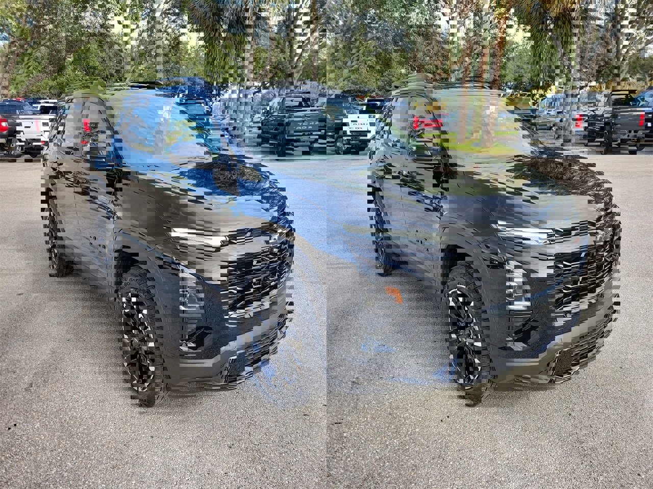 Used 2025 Chevrolet Equinox RS w/ Convenience Package III image 2