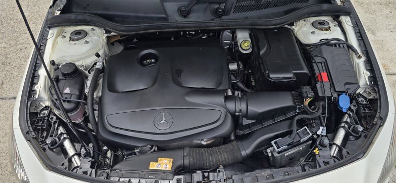 Used 2018 Mercedes-Benz CLA 250 4MATIC image 38