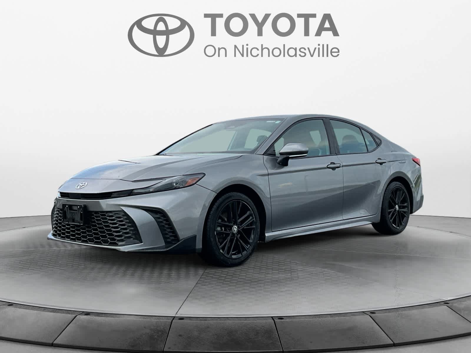 Used 2025 Toyota Camry SE