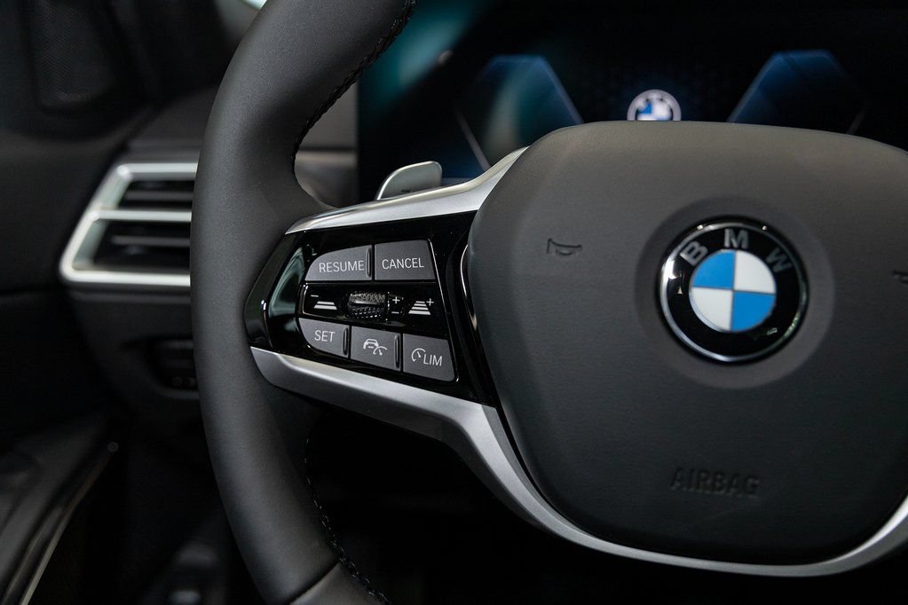 Used 2026 BMW 330i xDrive Sedan w/ Premium Package AWD/4WD image 25