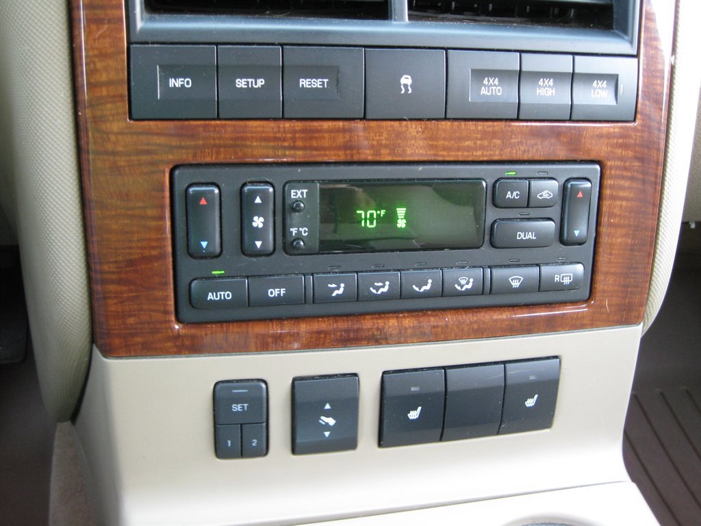 Used 2010 Ford Explorer Eddie Bauer AWD/4WD image 19