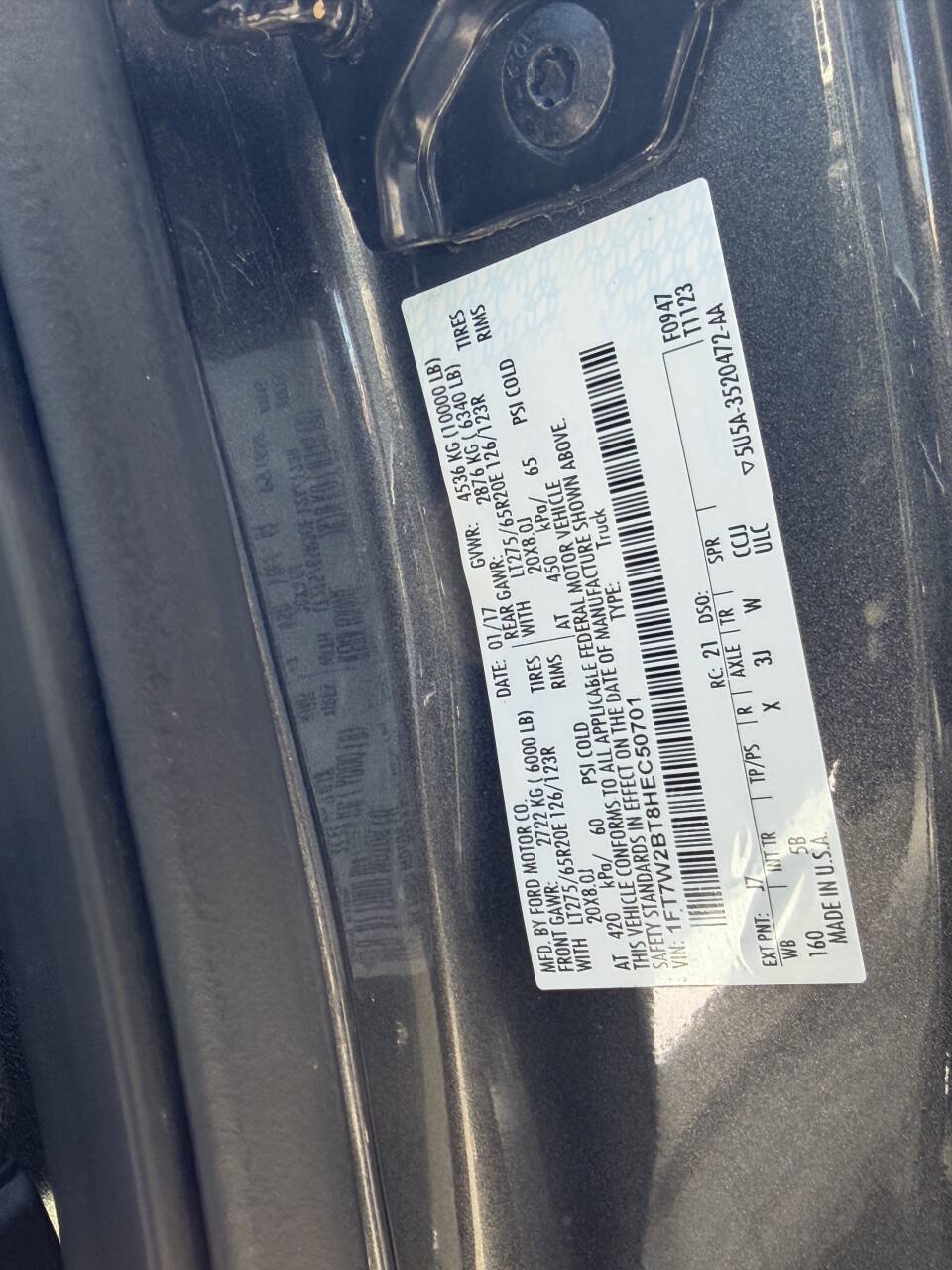 Used 2017 Ford F250 Lariat w/ Lariat Ultimate Package AWD/4WD image 21