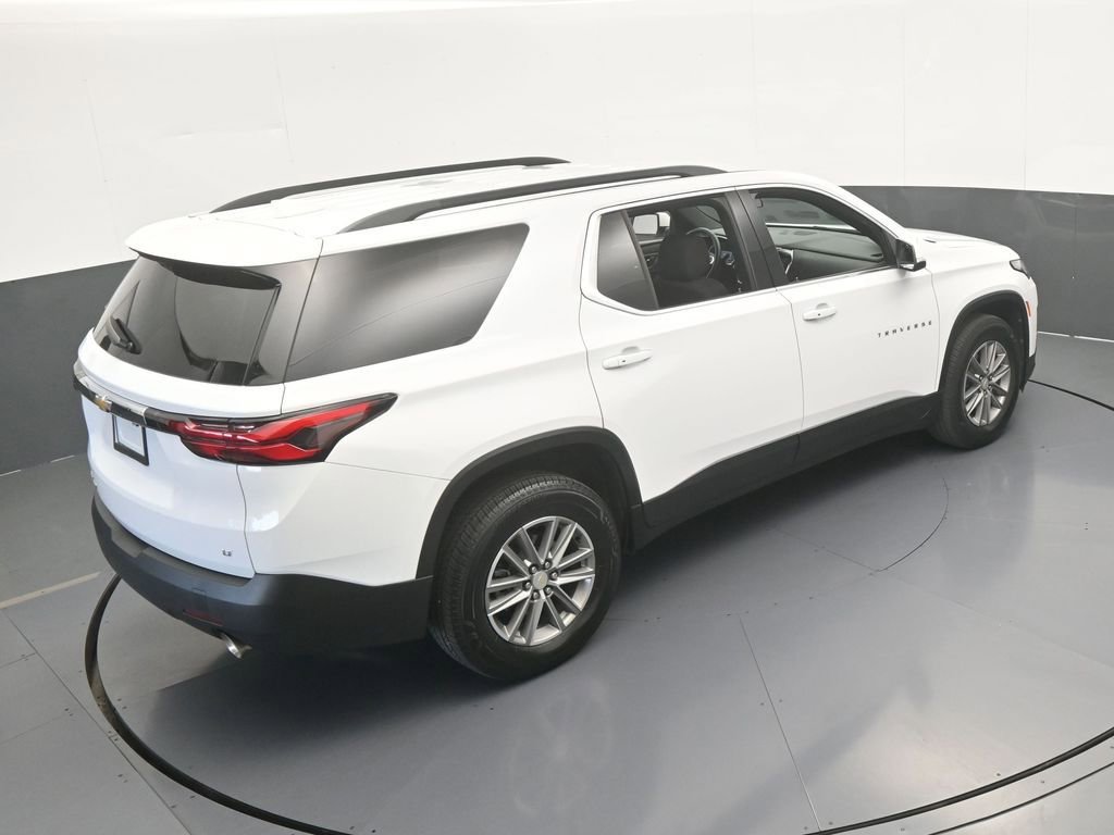 Used 2023 Chevrolet Traverse LT image 50