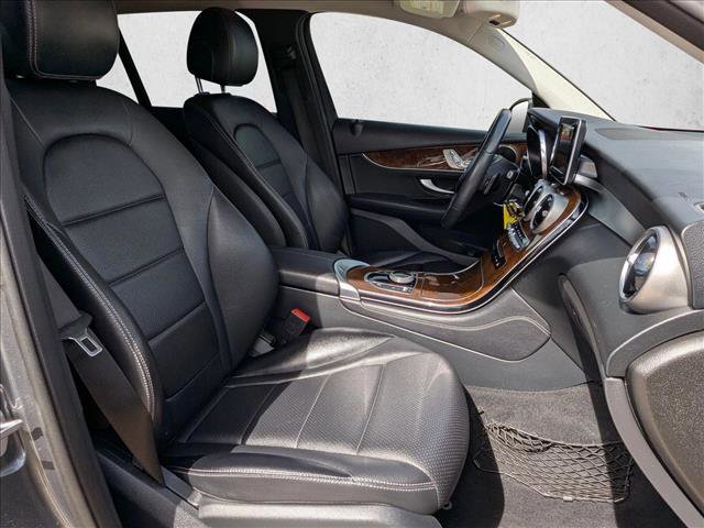 Used 2018 Mercedes-Benz GLC 300 4MATIC image 25