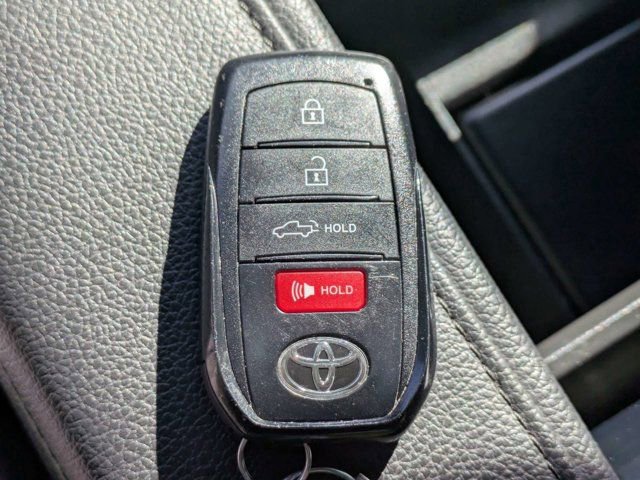 Used 2025 Toyota Tundra SR5 AWD/4WD image 24