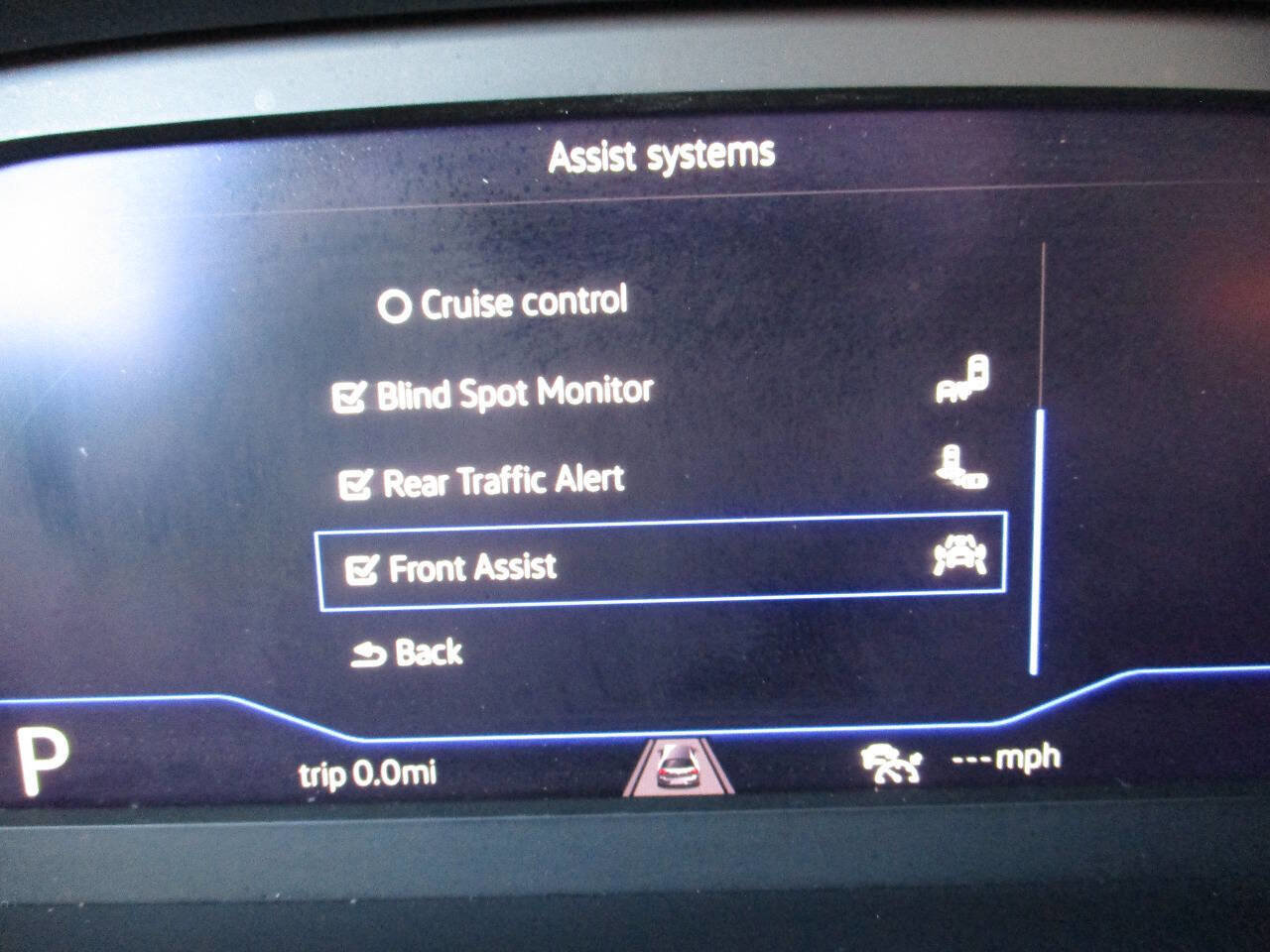 Used 2022 Volkswagen Taos SEL image 13