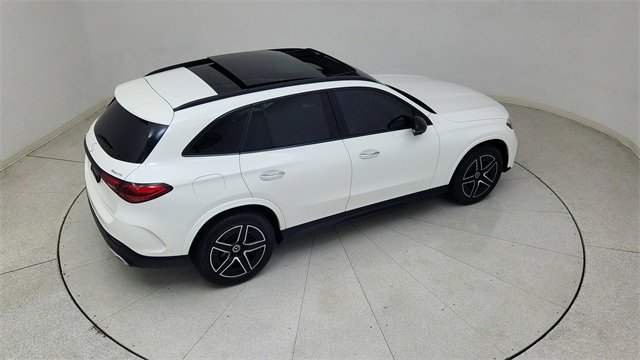 Used 2024 Mercedes-Benz GLC 300 4MATIC w/ AMG Line image 83