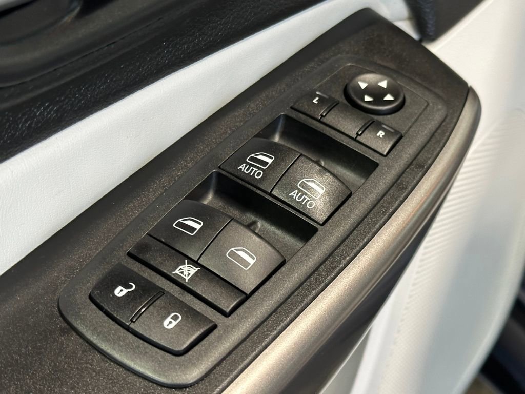 Used 2021 Jeep Cherokee Latitude Lux image 13