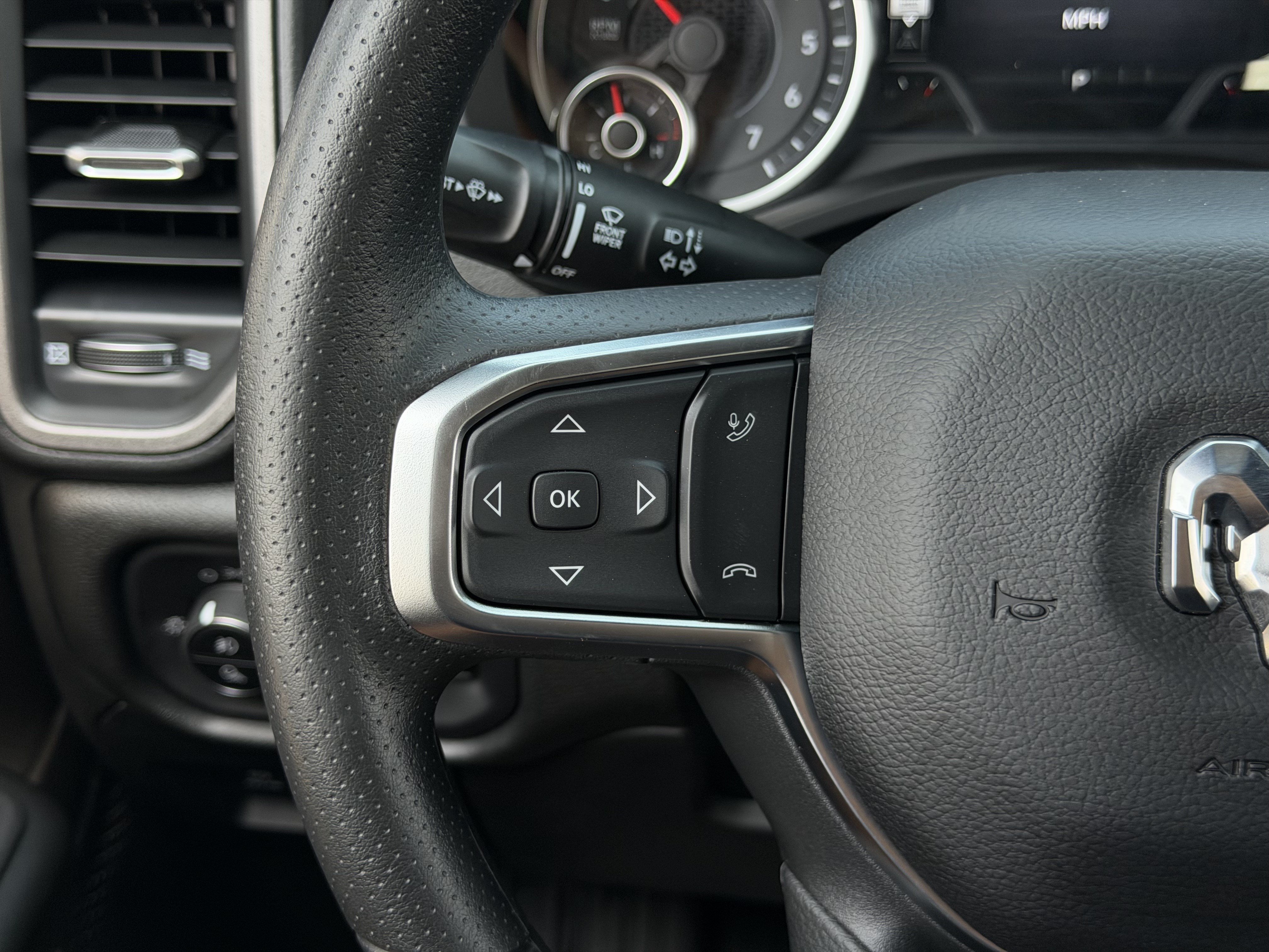 New 2026 RAM 1500 Warlock AWD/4WD image 18