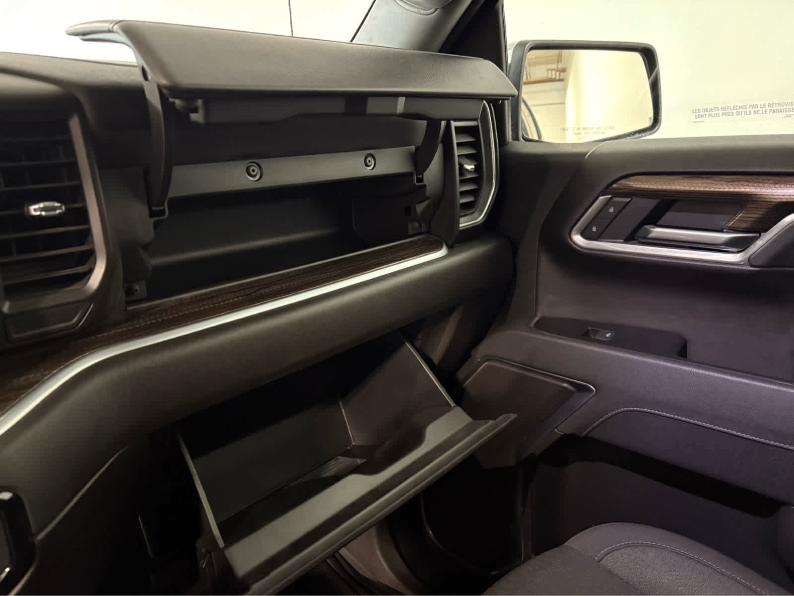 Certified 2025 Chevrolet Silverado 1500 LT w/ Protection Package image 25