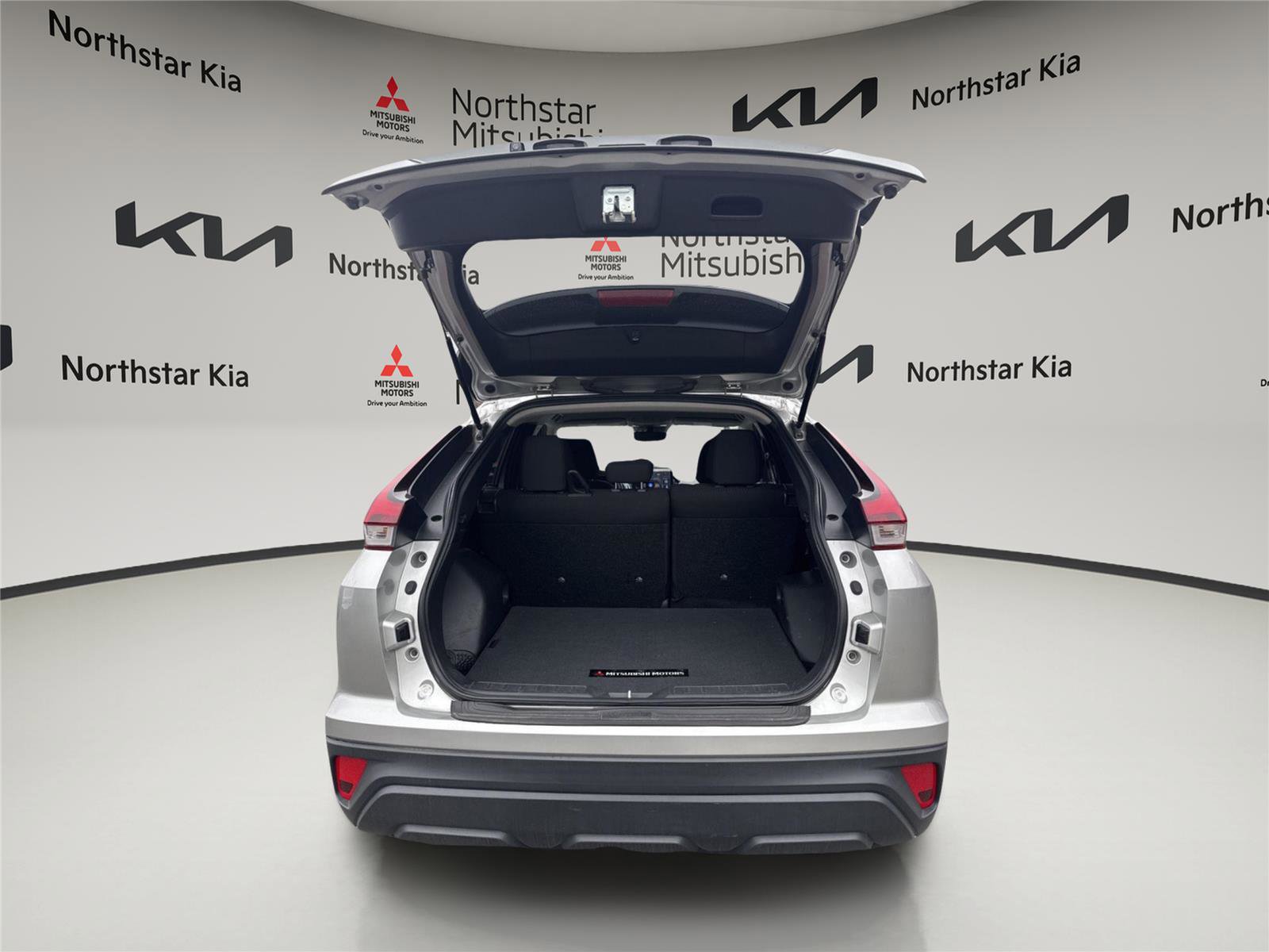 Used 2022 Mitsubishi Eclipse Cross ES image 21