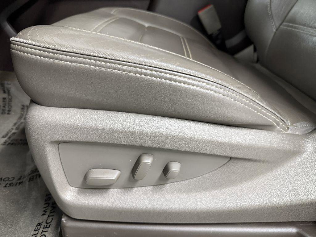 Used 2019 GMC Yukon XL Denali w/ Denali Ultimate Package image 15