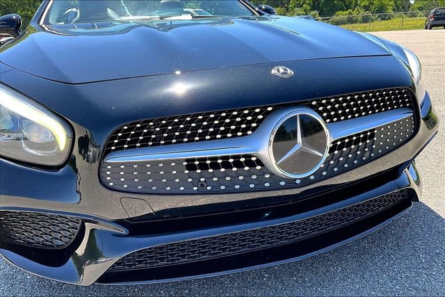 Used 2018 Mercedes-Benz SL 450 image 25